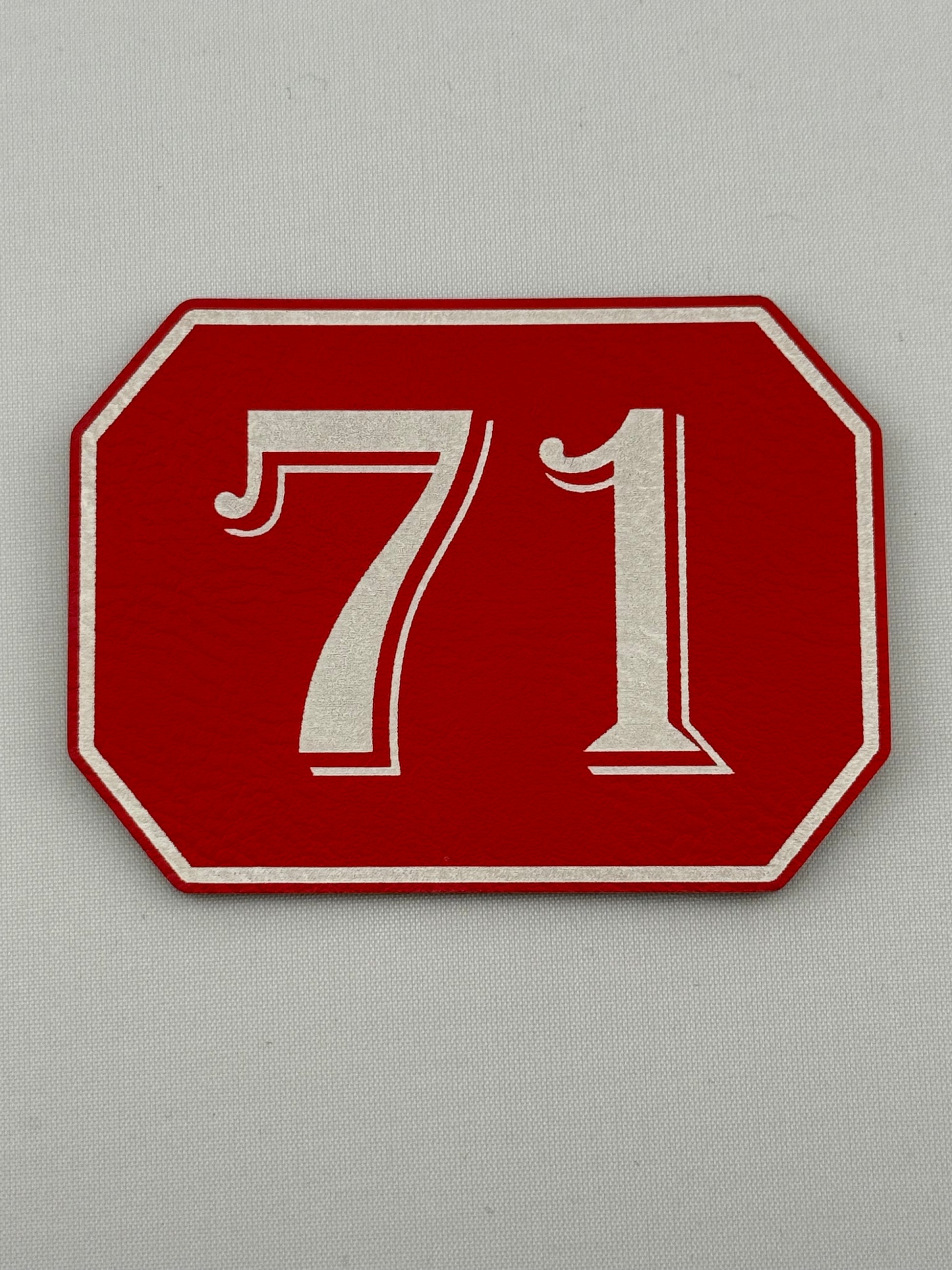 Single line Passport Hat