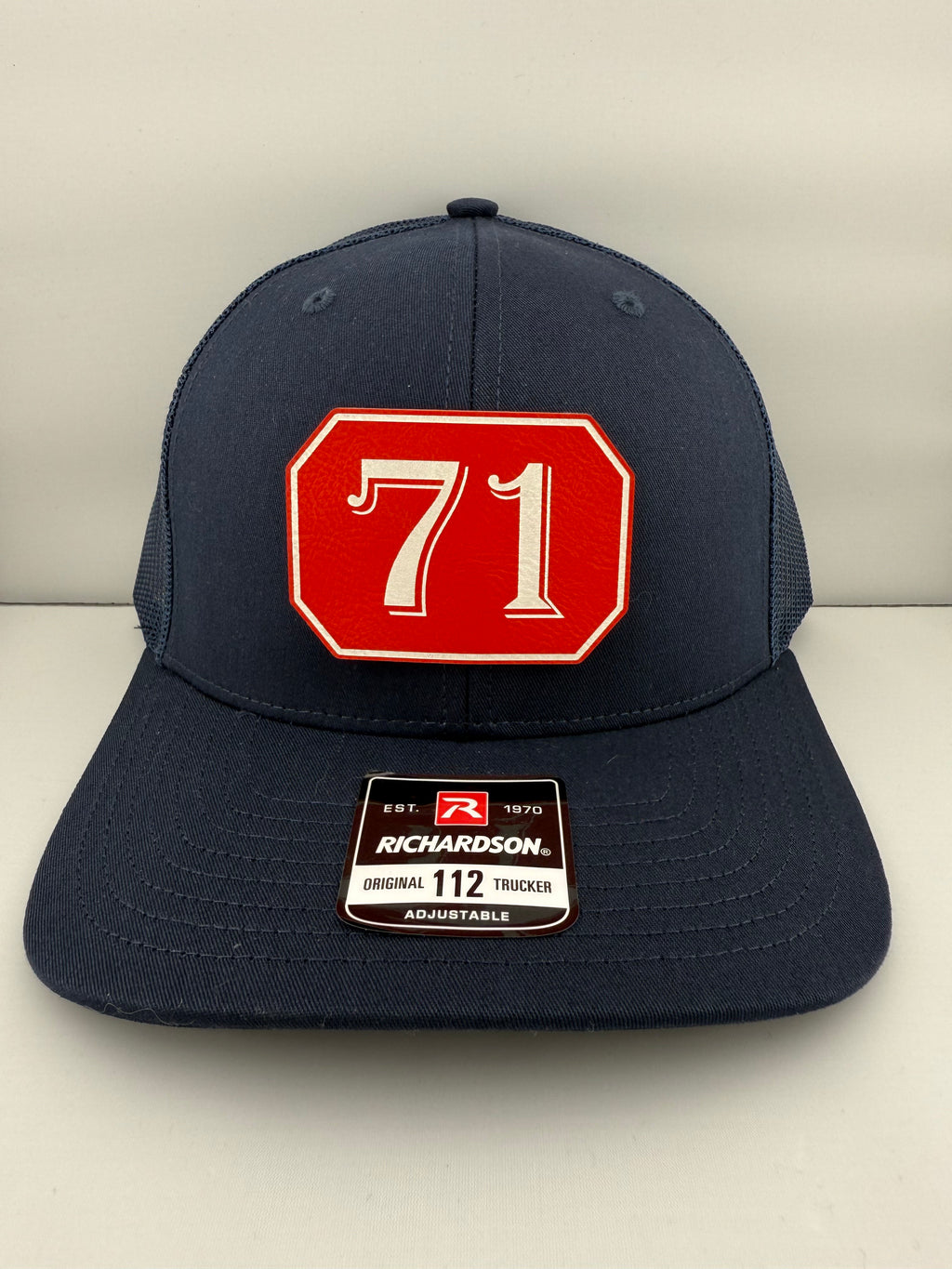 Single line Passport Hat